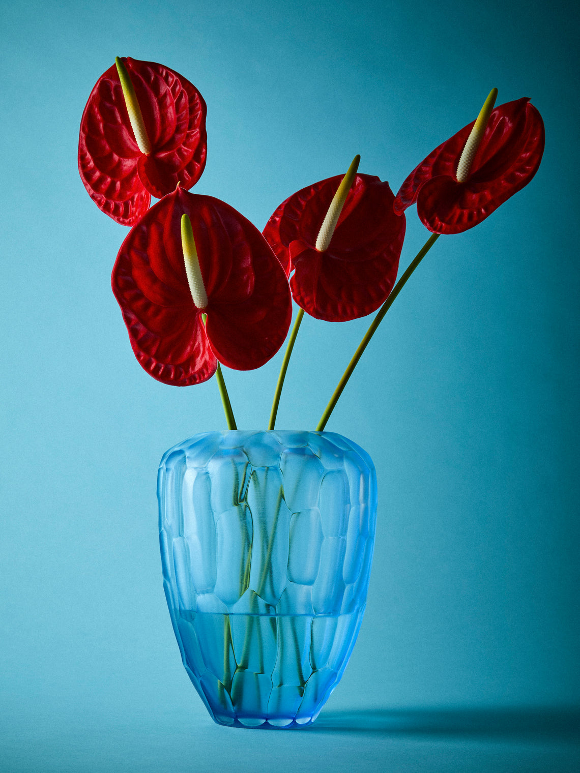 Micheluzzi Glass - Goccia Bluino Bamboo Hand-Blown Murano Glass Vase (9.5in/24cm) - Blue - ABASK