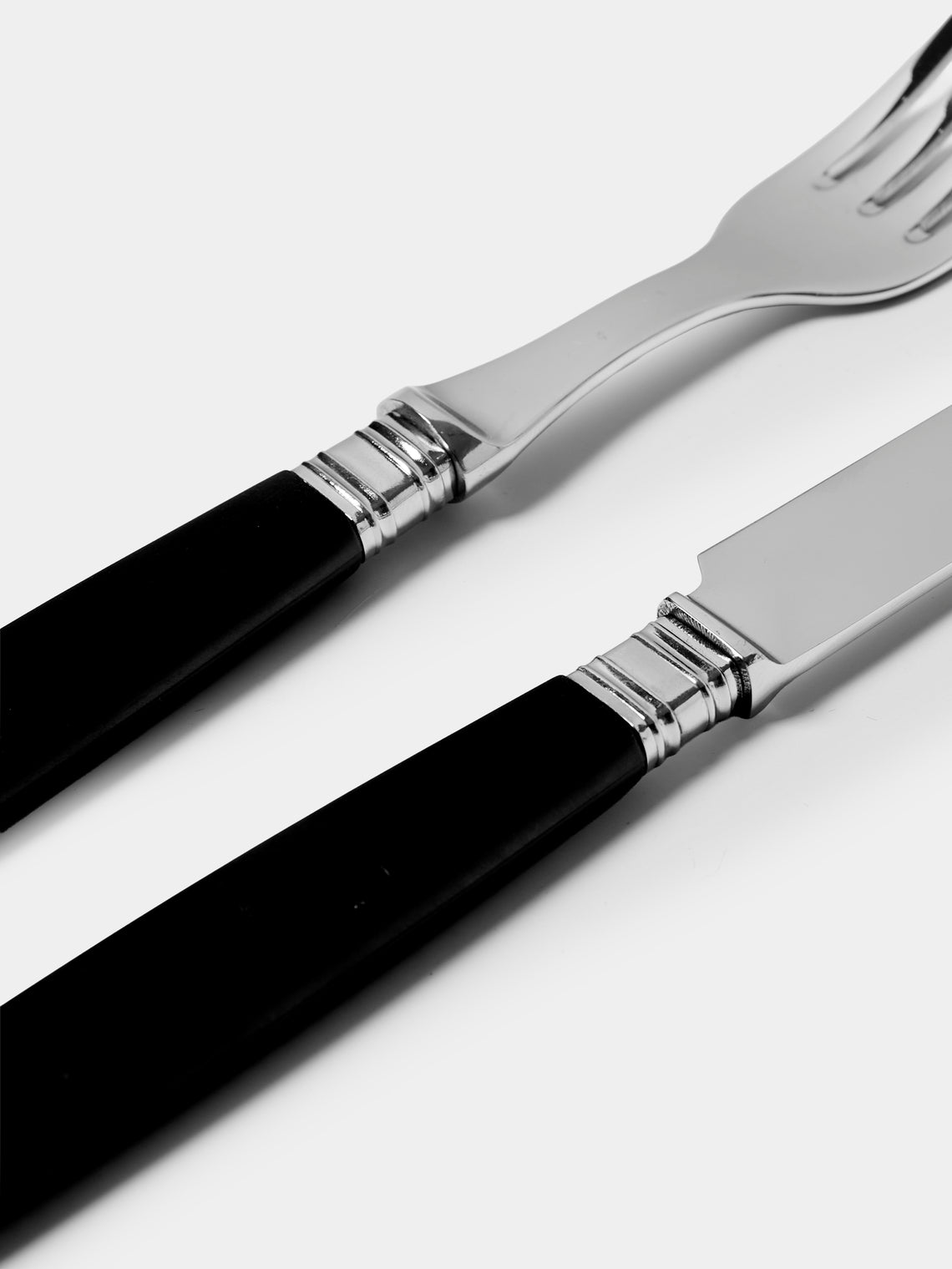 Alain Saint-Joanis - | Set of 4 Pieces | Empire Resin Dinner Cutlery - Black - ABASK