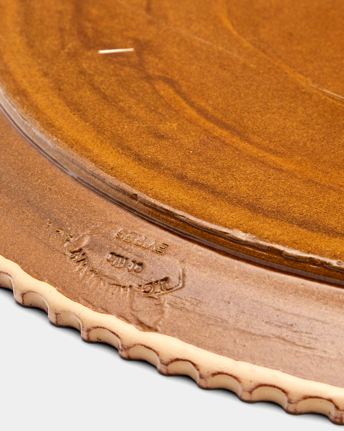 Poterie d’Évires - Strawberries Hand-Painted Ceramic Large Round Platter - Cream - ABASK