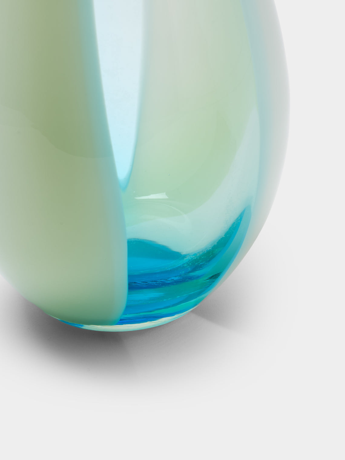 Antique and Vintage - 1970s Striped Murano Glass Vase (11.5in/29cm) - White - ABASK