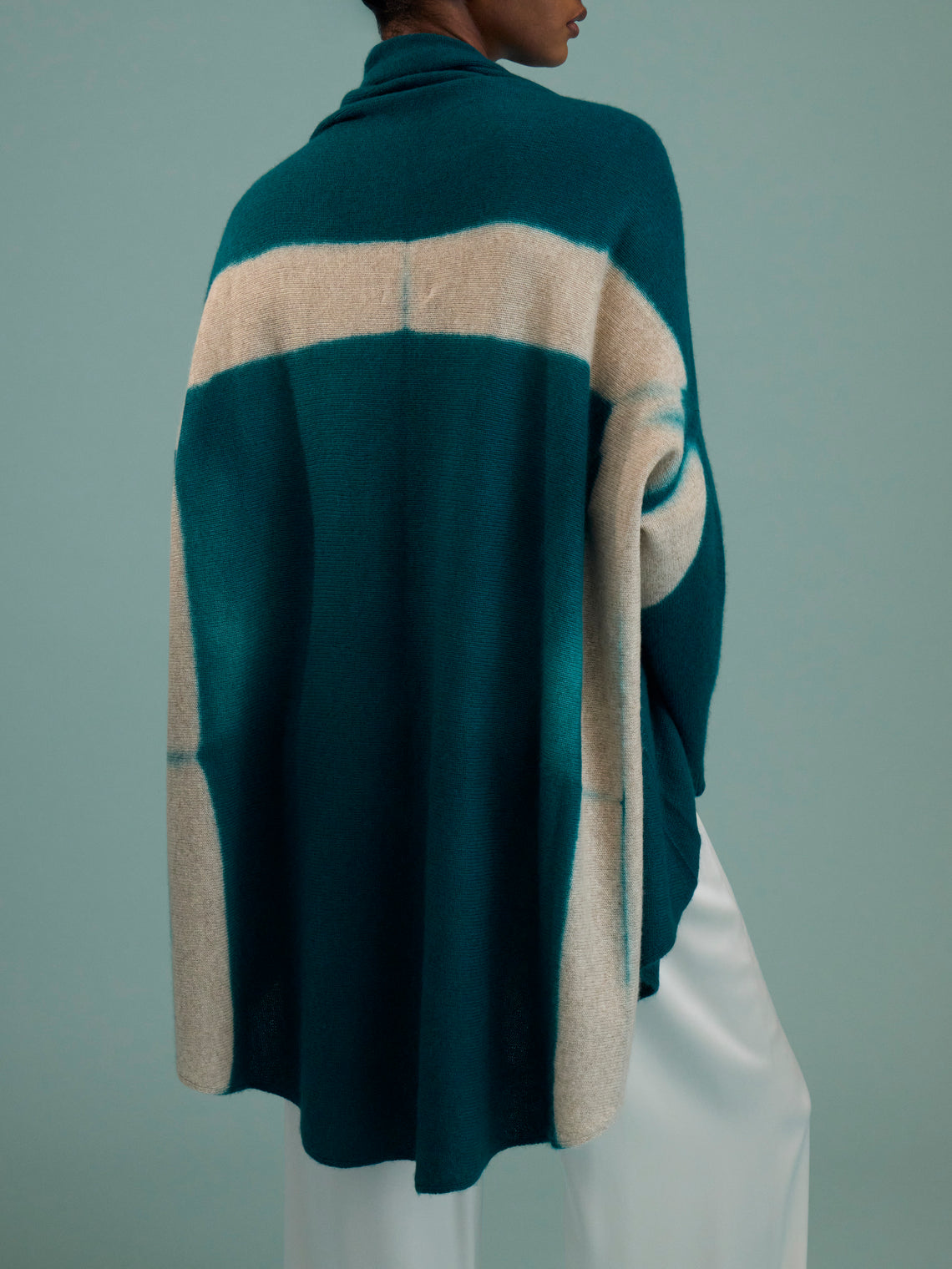 Suzusan - Shibori Cashmere Upside-Down Cape | One Size - Teal - ABASK