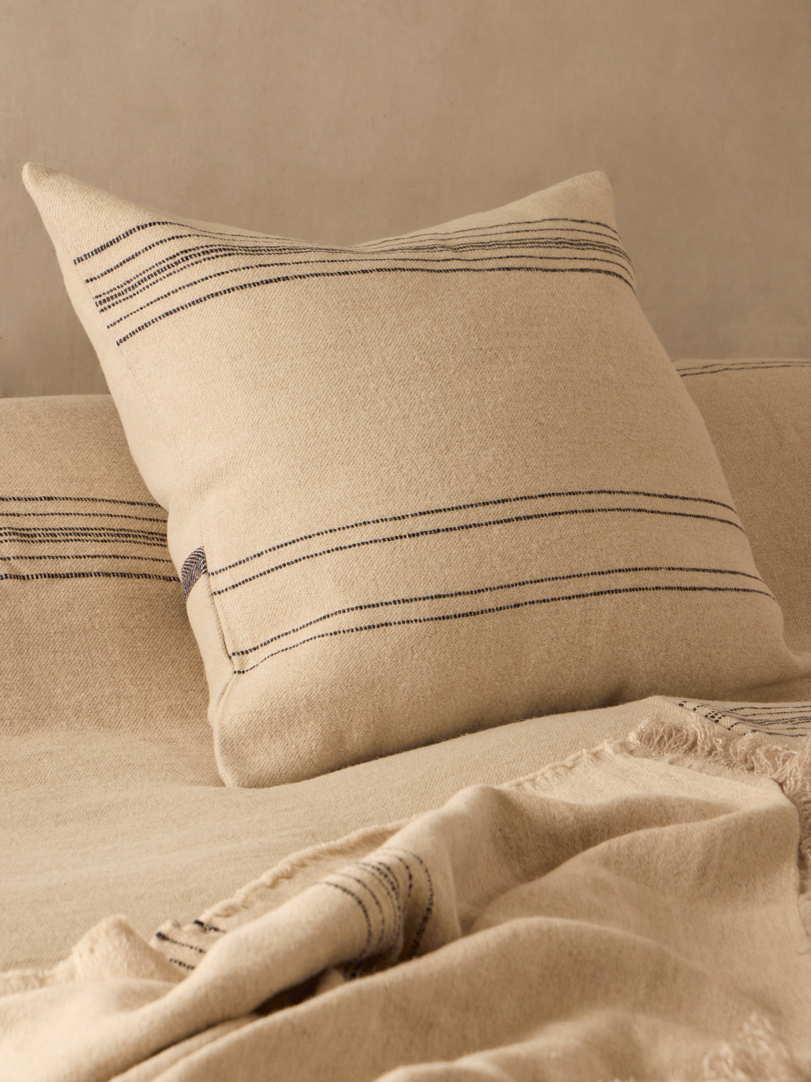 Libeco - Vourkari Belgian Linen Cushion (25in/63cm) - Natural - ABASK