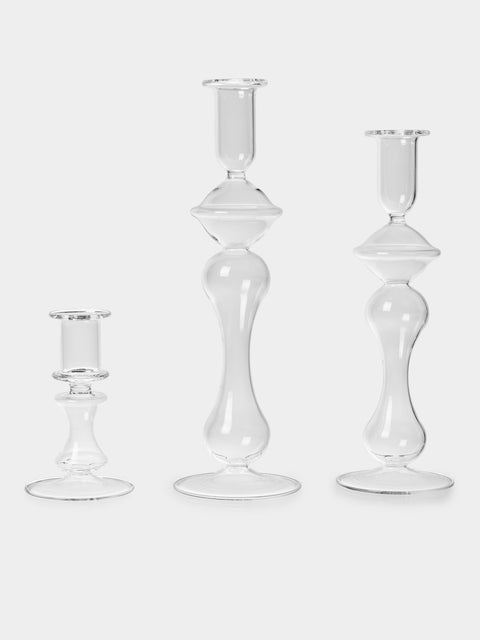Alya Tannous - | Set of 3 | Iconica Hand-Blown Glass Candlesticks - Clear - ABASK - 