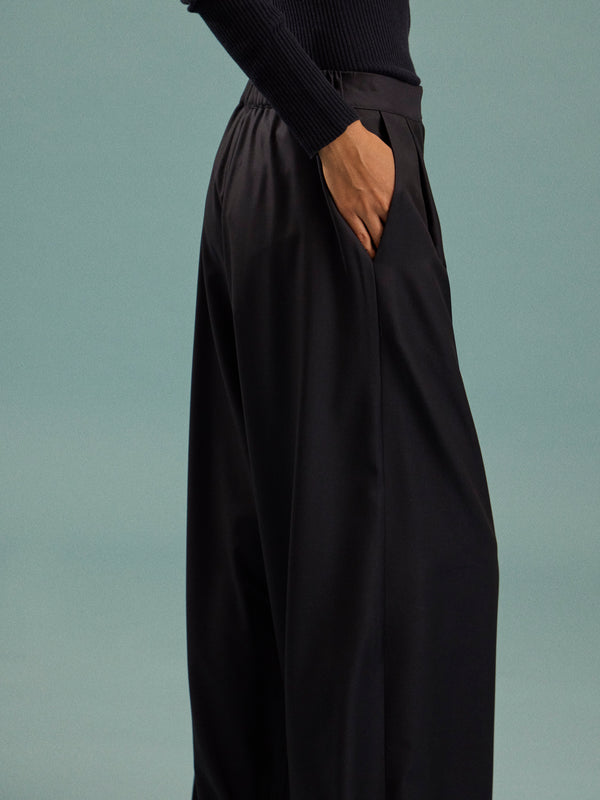 Dusan - Tasmania Wool Wide-Leg Trousers | Size: S - Navy - ABASK