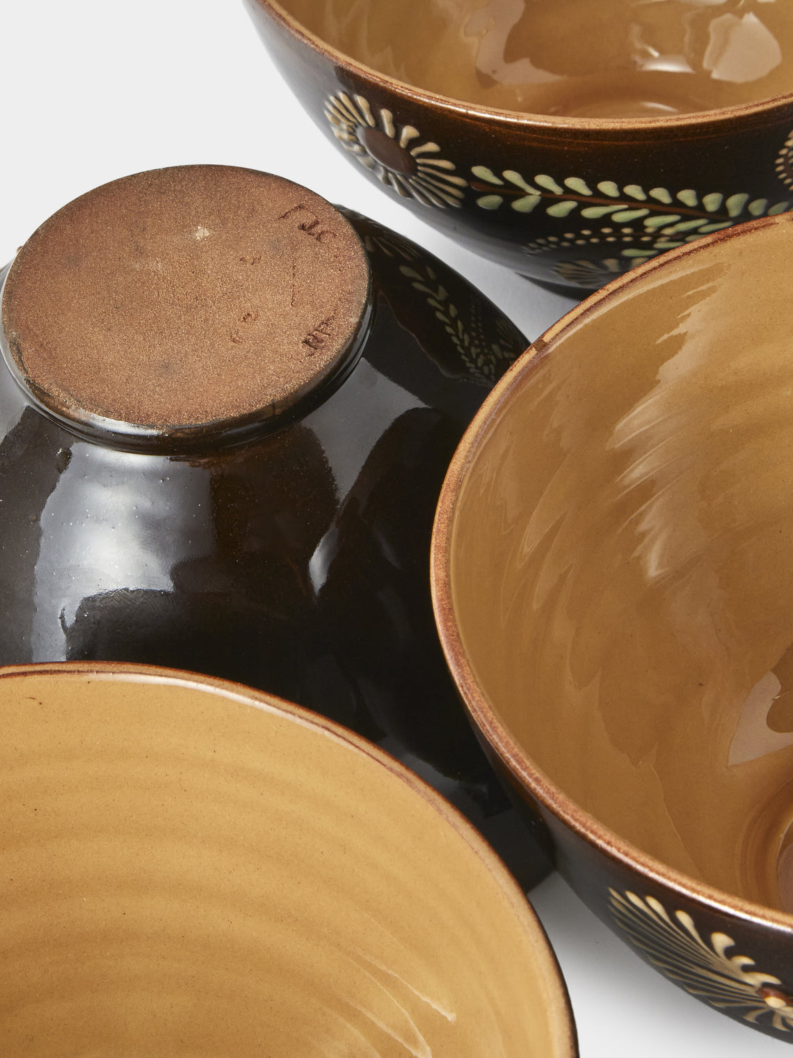 Poterie d’Évires - Flowers Hand-Painted Ceramic Grand Bowls (Set of 4) - Dark Brown - ABASK