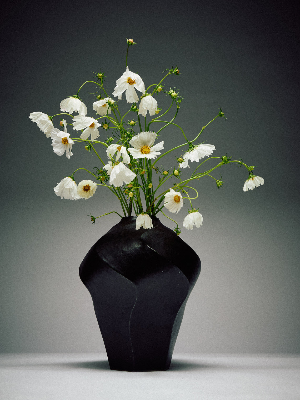 Lee Song-am - Black Clay Vase (13.5in/34cm) - Black - ABASK