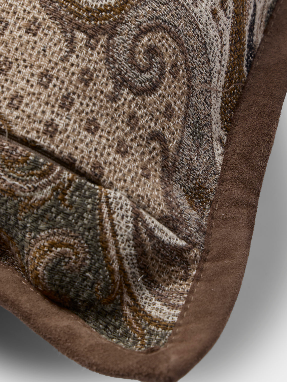 de Le Cuona - Elizabeth Paisley Wool Pillow (21.5in/55cm) - Multiple - ABASK
