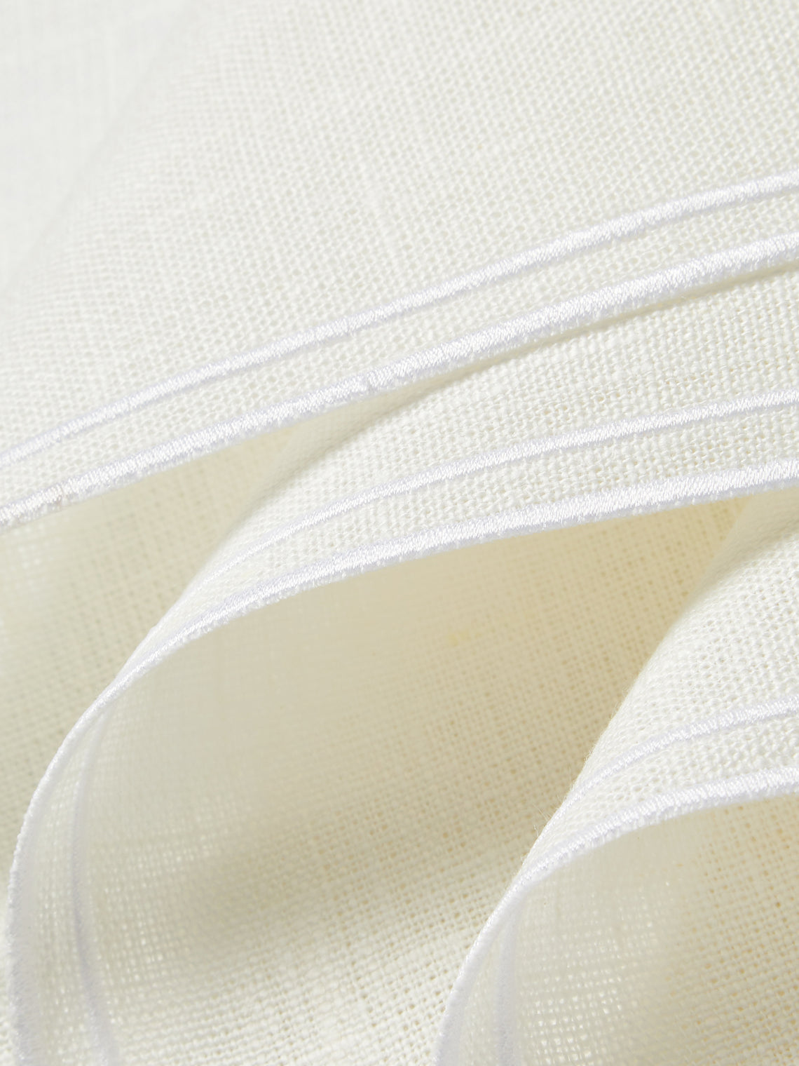 La Gallina Matta - D.Q Embroidered Linen Napkins (Set of 4) - White - ABASK