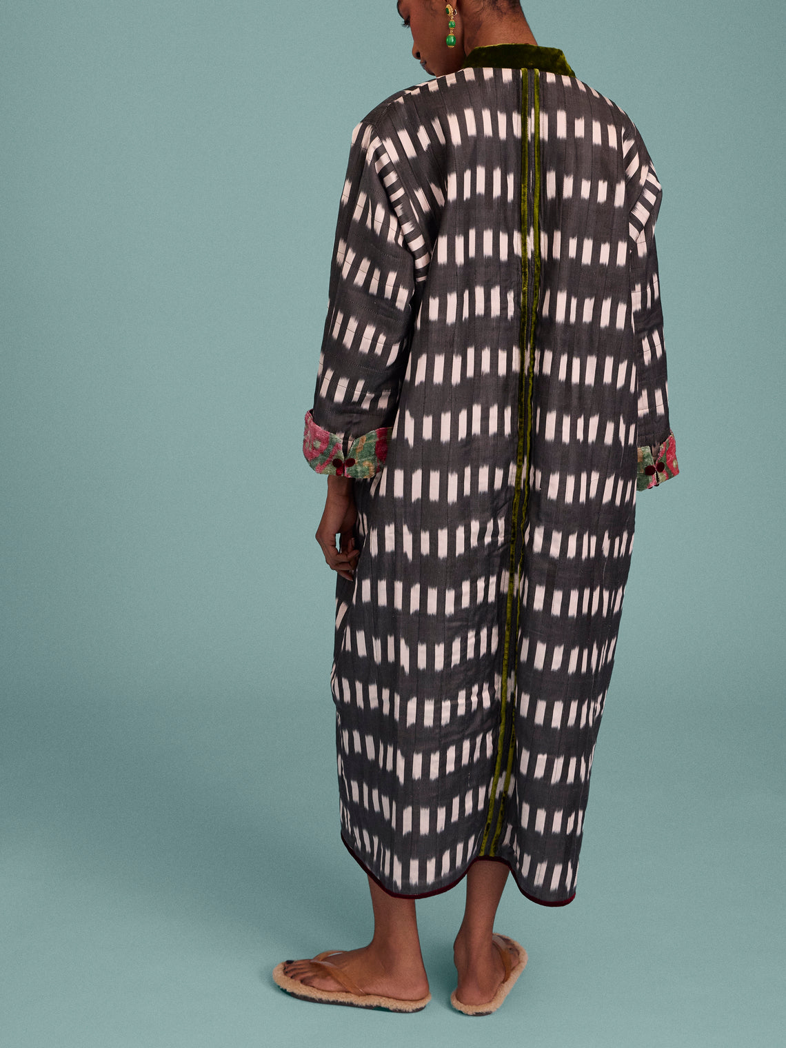 Nazzy Beglari - Hand-Loomed Ikat Velvet Reversible Robe | One Size - Multiple - ABASK