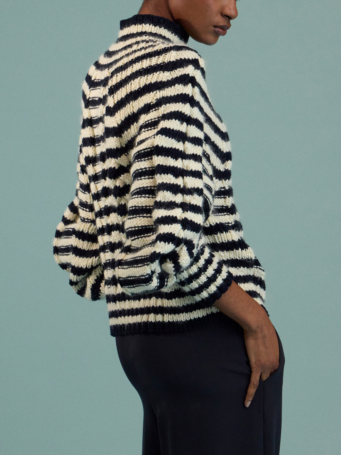 La Fetiche - Viola Hand-Knitted Wool Sweater | Size: S - Navy - ABASK