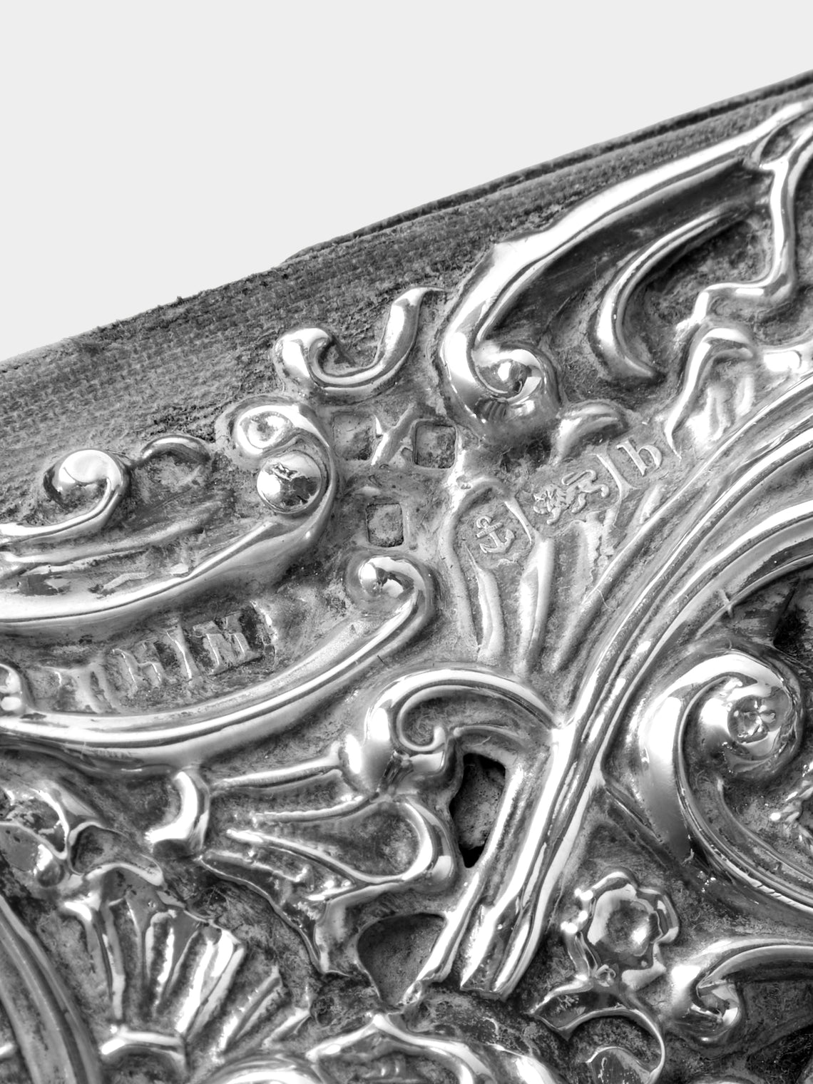 Antique and Vintage - 1901 British Chester Sterling Silver Photo Frame (6x8") - Silver - ABASK