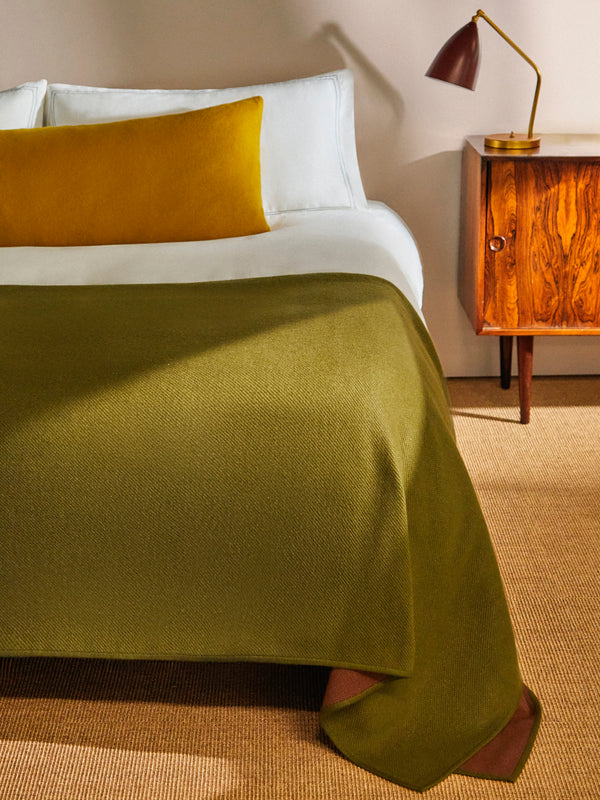 Studio Shamshiri x ABASK - Handwoven Cashmere Double-Faced Extra Large Blanket (118in/3m x 98.5in/2.5m) - Green - ABASK