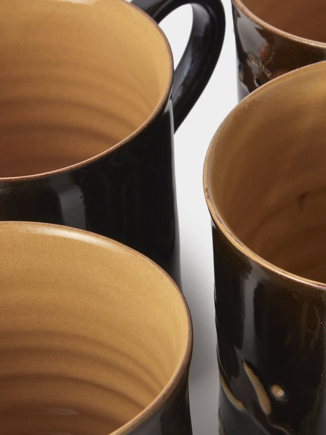 Poterie d’Évires - Animals Hand-Painted Ceramic Mugs (Set of 4) - Dark Brown - ABASK
