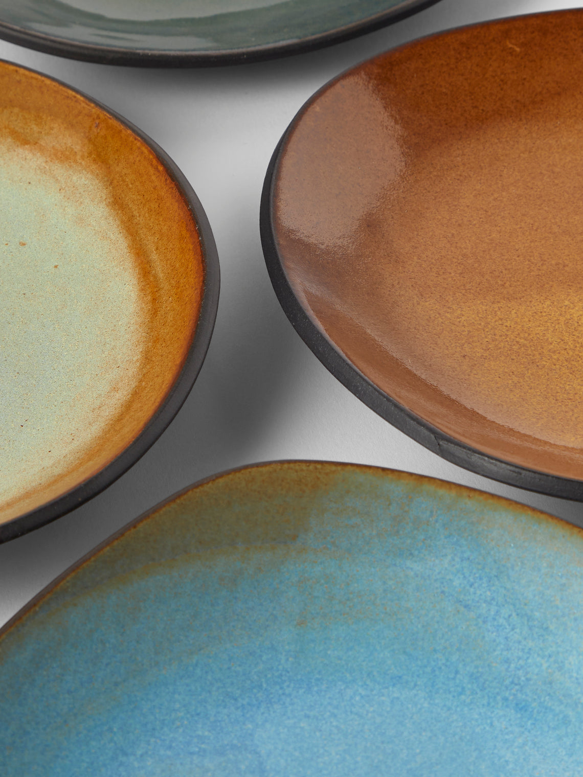 Hana Karim Studio - Hand-Built Stoneware Dessert / Salad Plates — 8in/20cm (Set of 4) - Multiple - ABASK