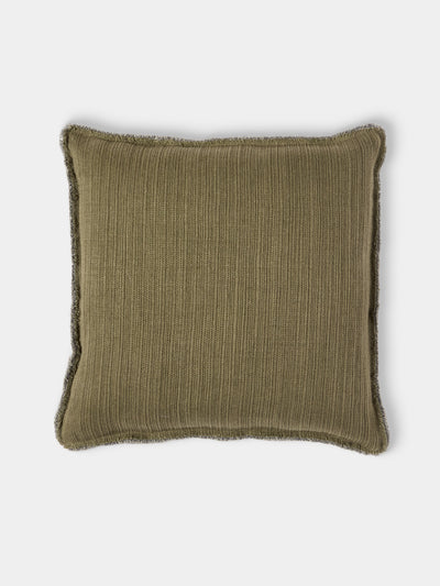 de Le Cuona - Bison Linen Fringed Cushion (23in/58cm) - Green - ABASK - 