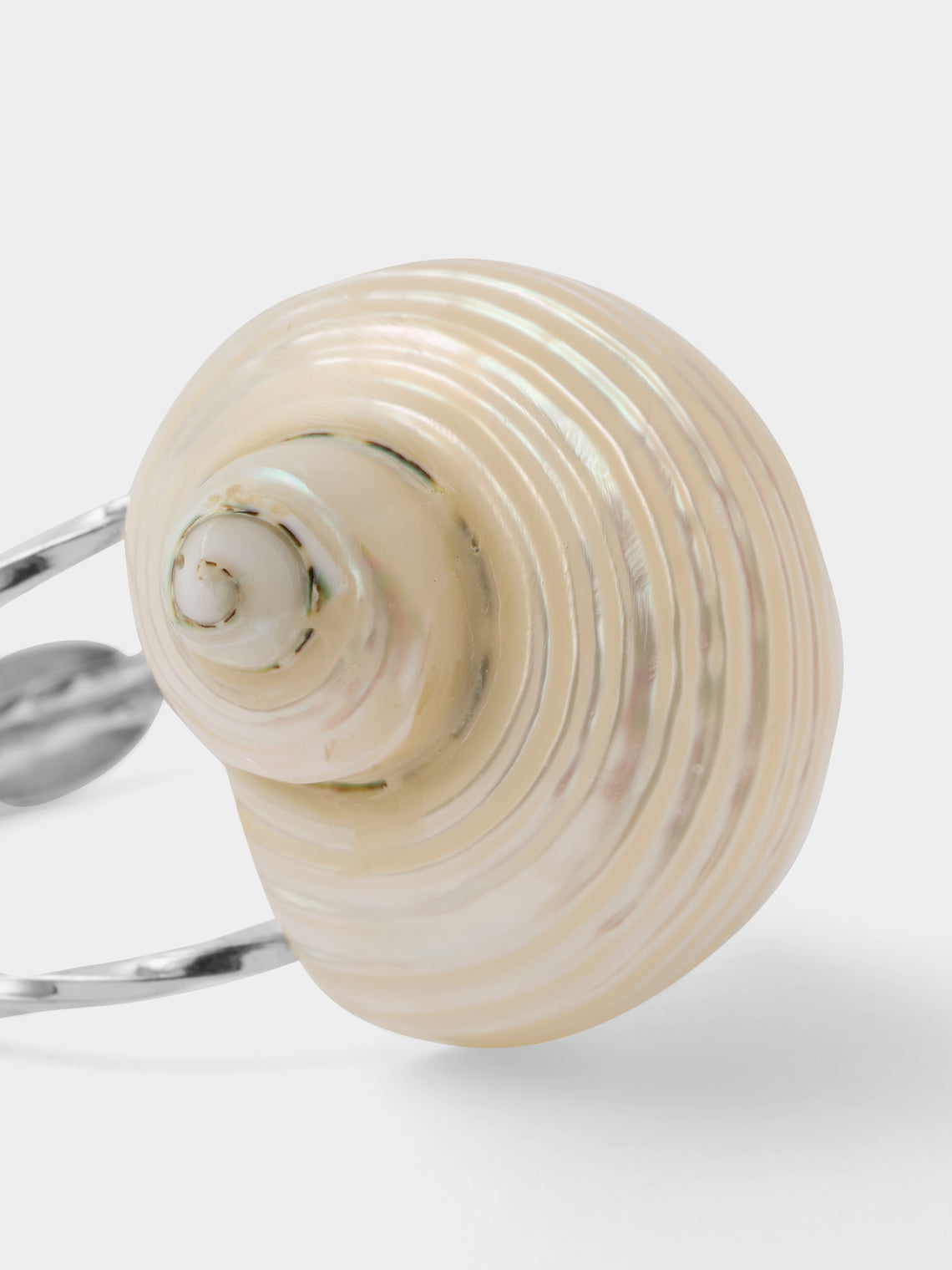 Tavares 1922 - | Set of 2 | Silver and Shell Napkin Rings - Silver - ABASK
