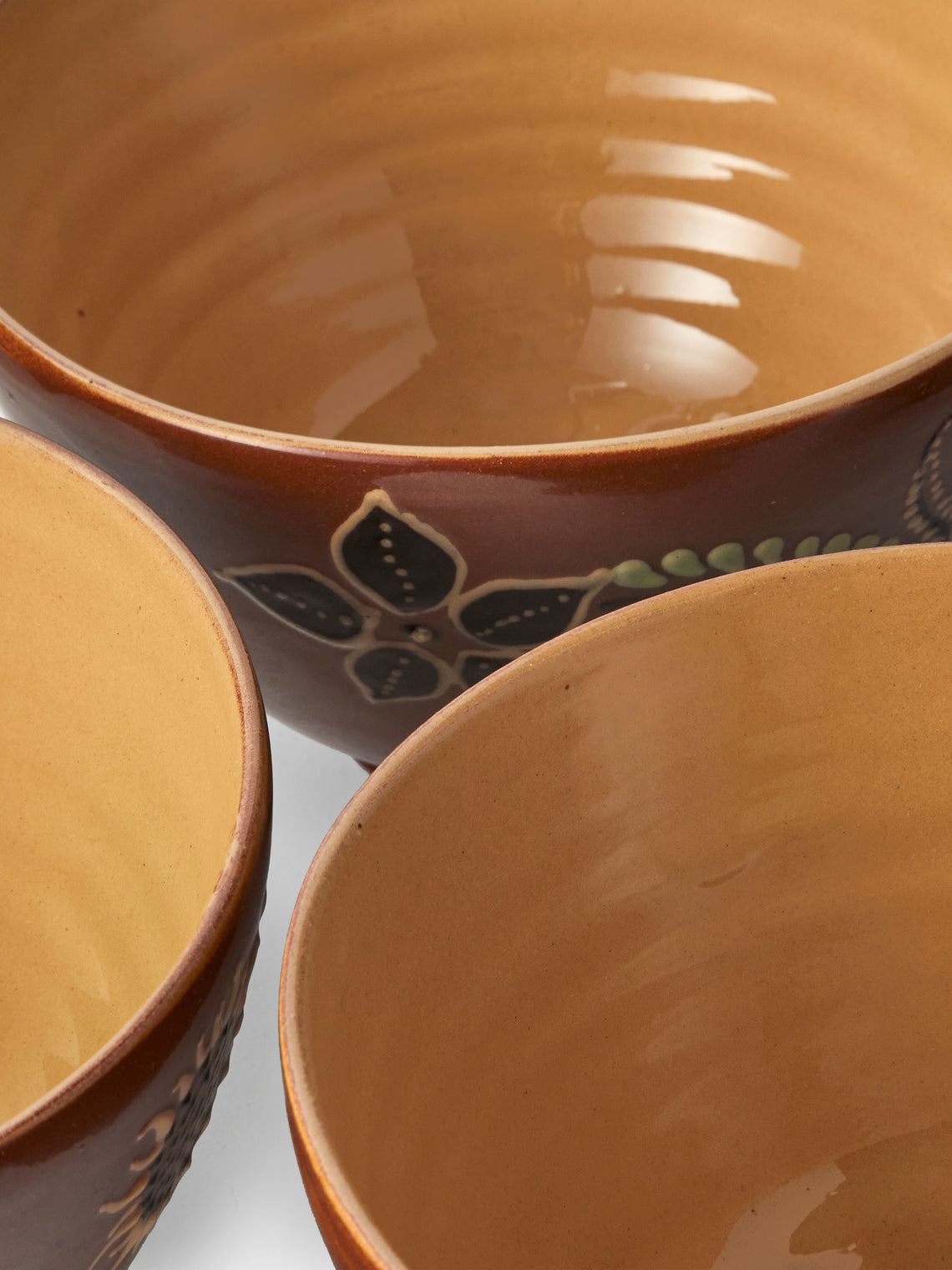 Poterie d’Évires - Flowers Hand-Painted Ceramic Grand Bowls (Set of 4) - Light Brown - ABASK