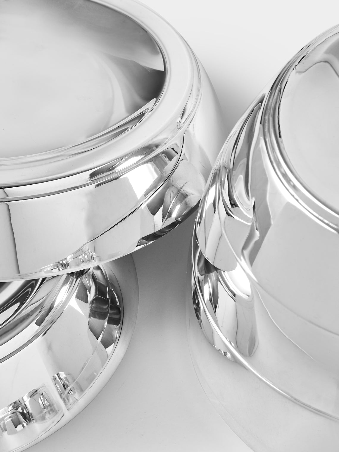 Antique and Vintage - 1960 Egg Silver-Plated Entrée Dish - Silver - ABASK