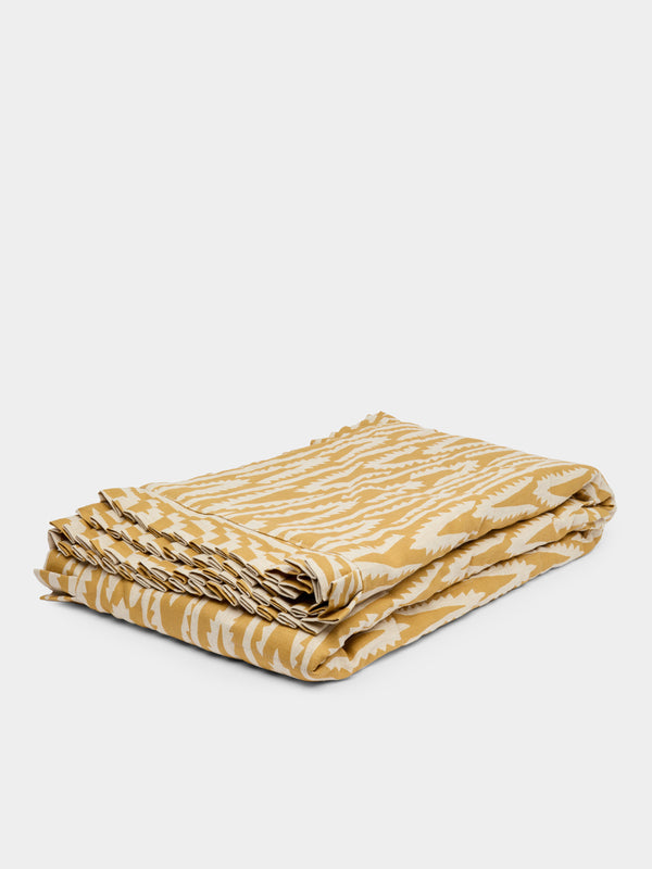 Volga Linen - Quilted Linen Super King-Size Bed Throw (79in/2m) - Yellow - ABASK