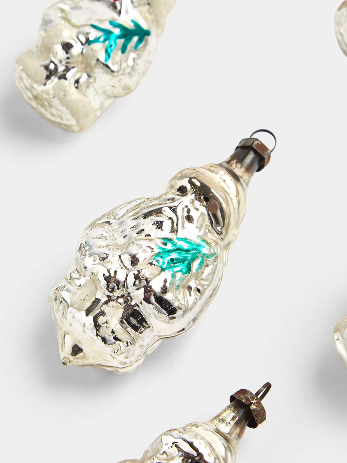 Antique and Vintage - Early-20th-Century Father Christmas Glass Baubles (Set of 8) - Silver - ABASK