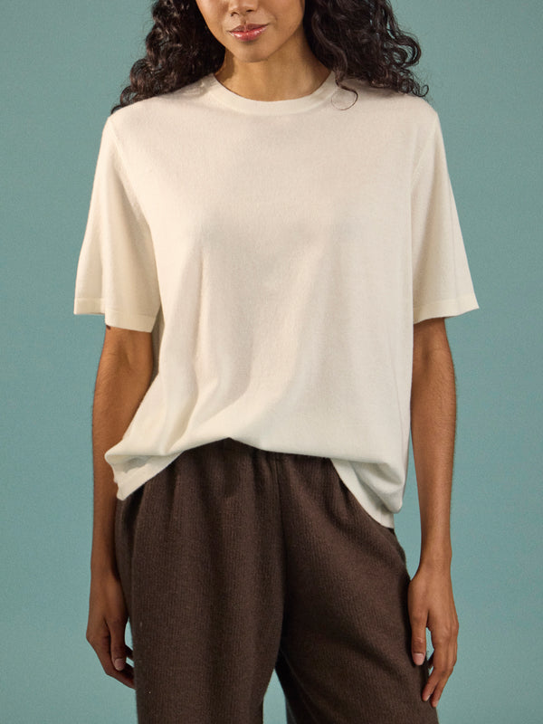 Arch4 - Golden Baby Goat Cashmere Oversized T-Shirt | Size: S - Cream - ABASK