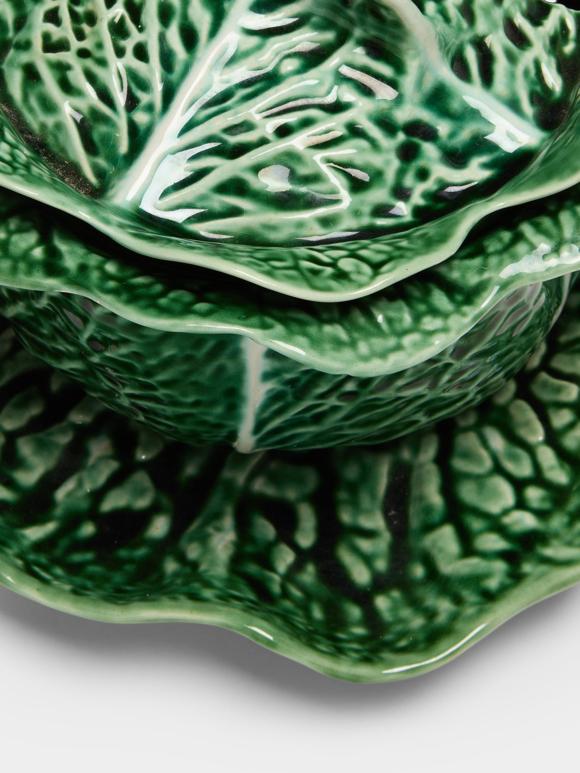 Antique and Vintage - Mid-Century Cabbage Majolica Ceramic Tureen with Plate - Green - ABASK