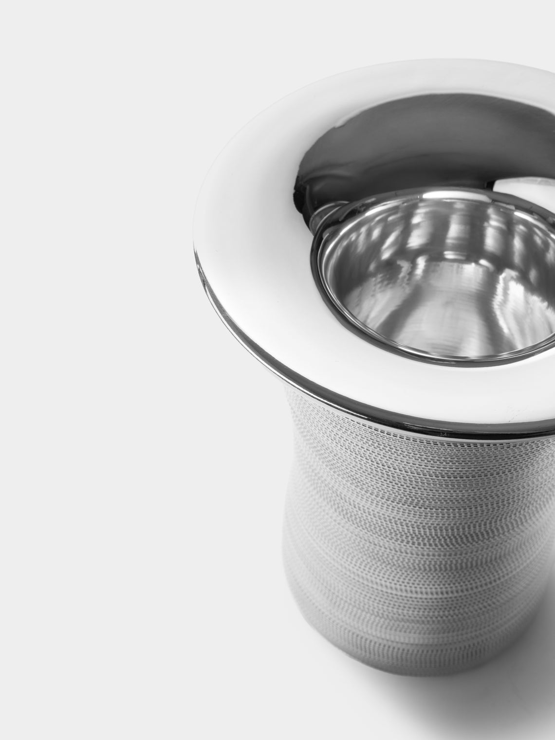 San Lorenzo - 1996 Afra and Tobia Scarpa Interspace Pure Silver Vase (9in/23cm) - Silver - ABASK