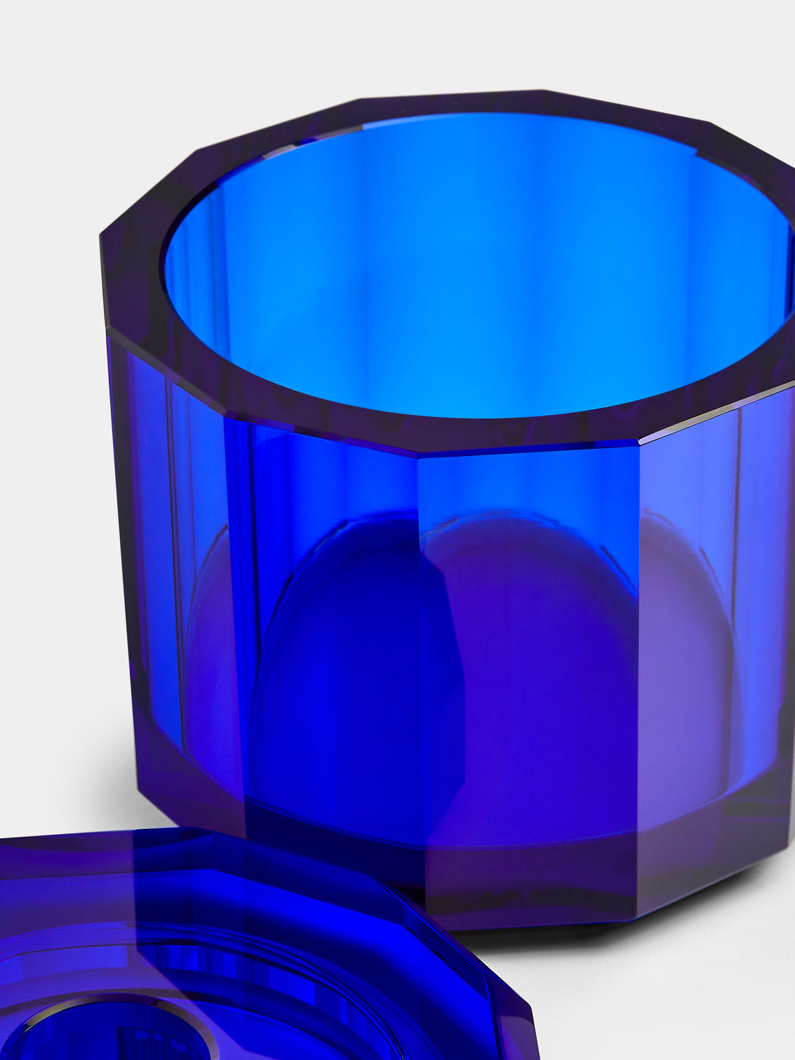 Decor Walther - Cut Crystal Tissue Box - Blue - ABASK