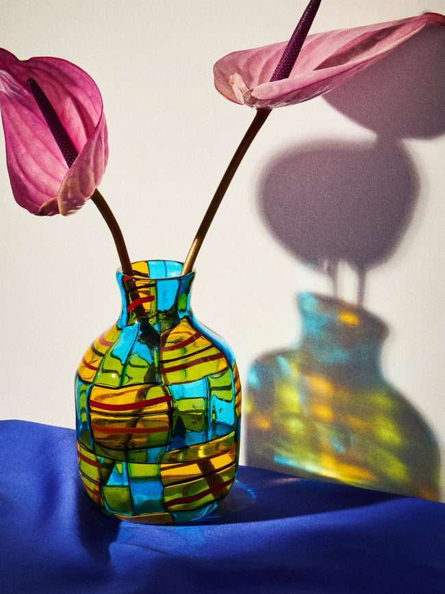 Antique and Vintage - 1980s Yoichi Ohira for De Majo Glass Vase (7.5in/19.5cm) - Multiple - ABASK