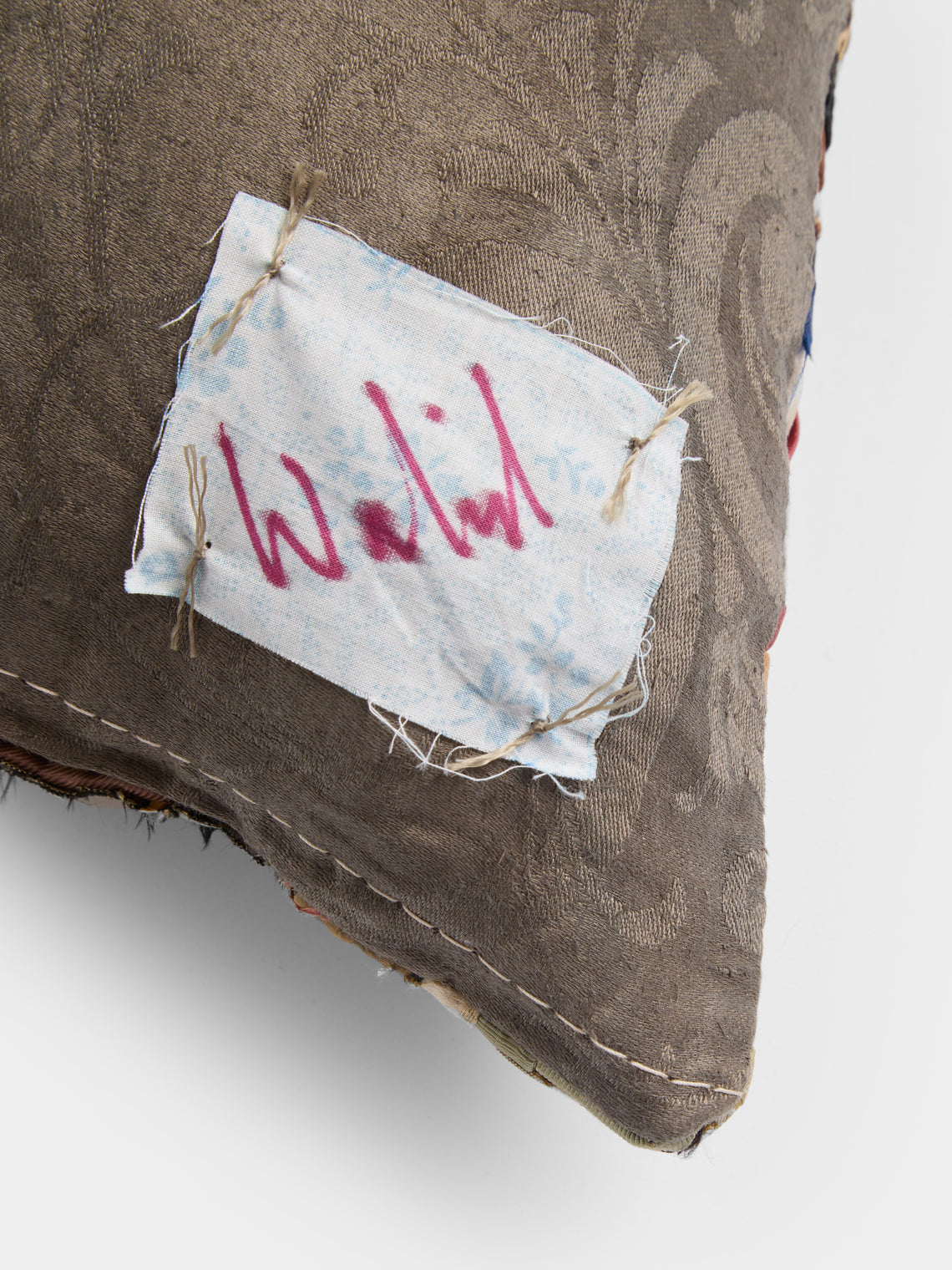 By Walid - 19th-Century Log Cabin Patchwork Damask Cushion (19.5in/50cm) - Multiple - ABASK