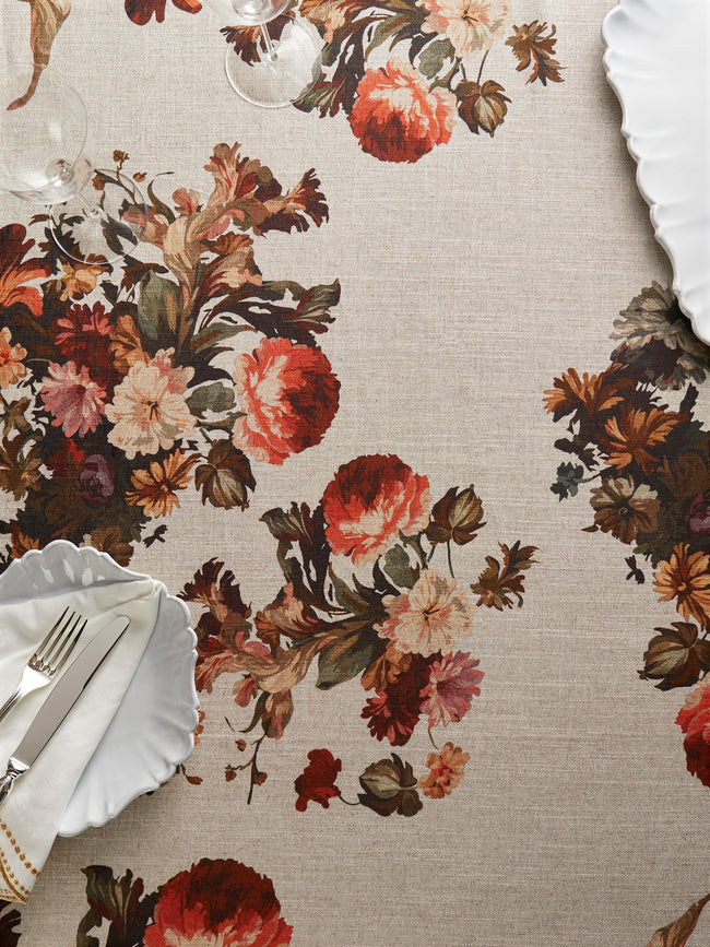 Borgo delle Tovaglie - Amalfi Embroidered Linen Round Tablecloth (86.5in/2.2m) - Natural - ABASK