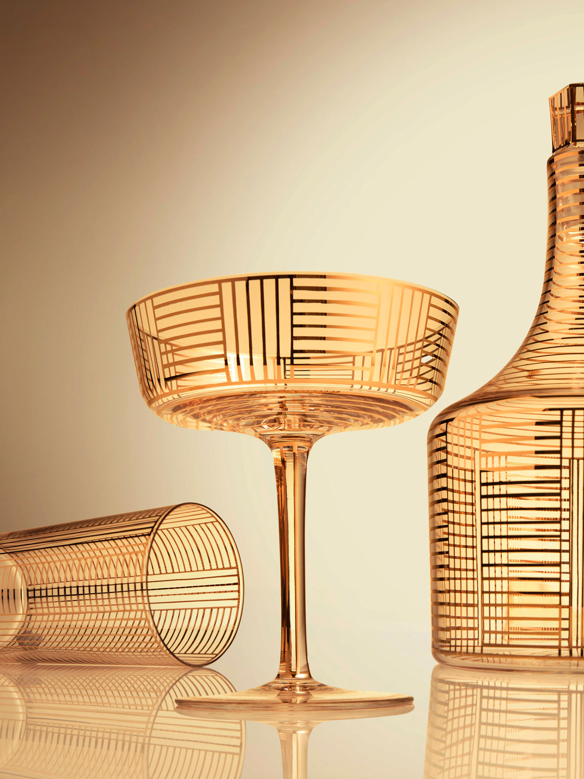 Lobmeyr - Series B Hand-Painted Crystal Champagne Coupe - Gold - ABASK