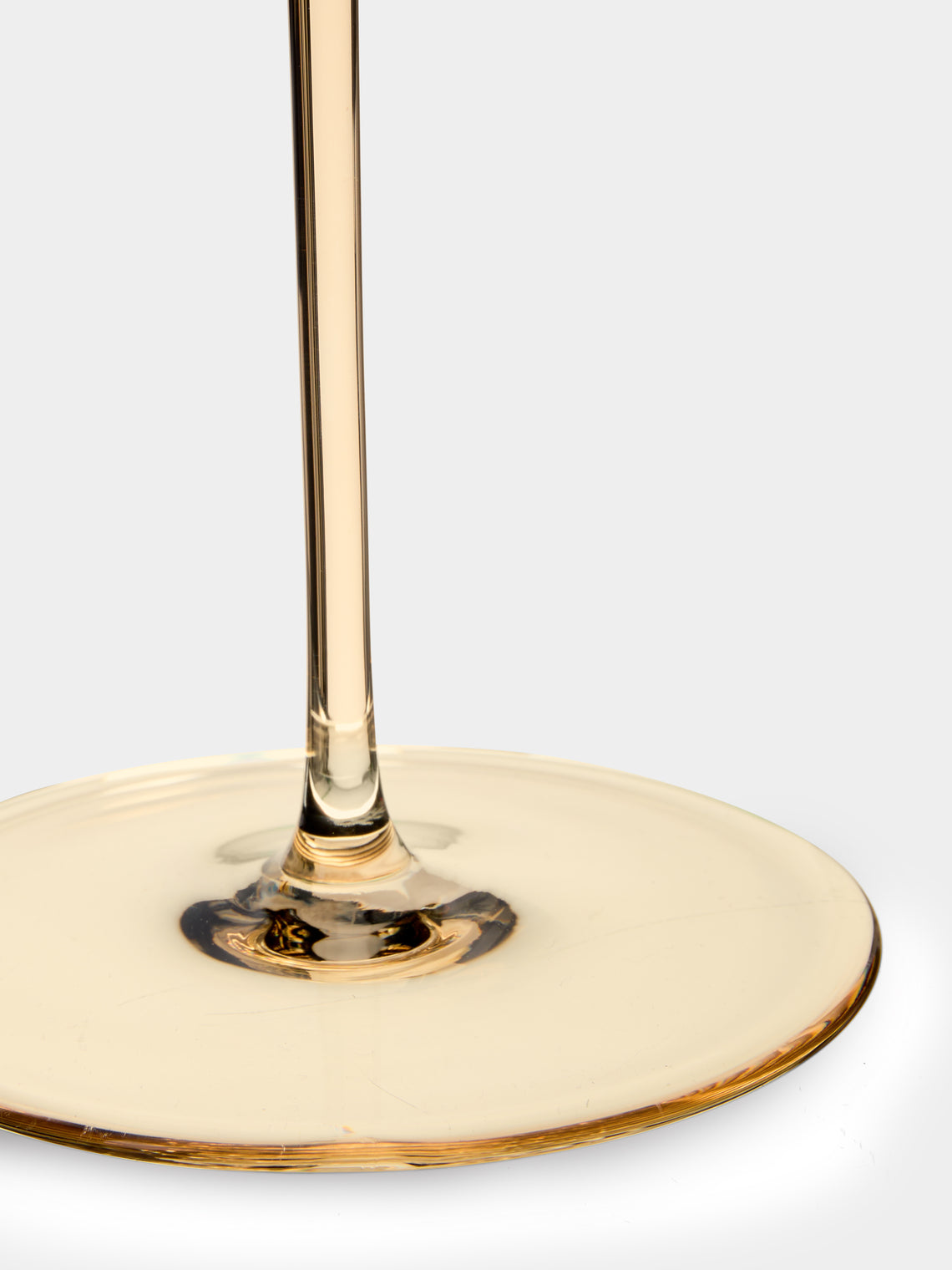 Lobmeyr - Patrician Hand-Blown Crystal White Wine Glass - Gold - ABASK