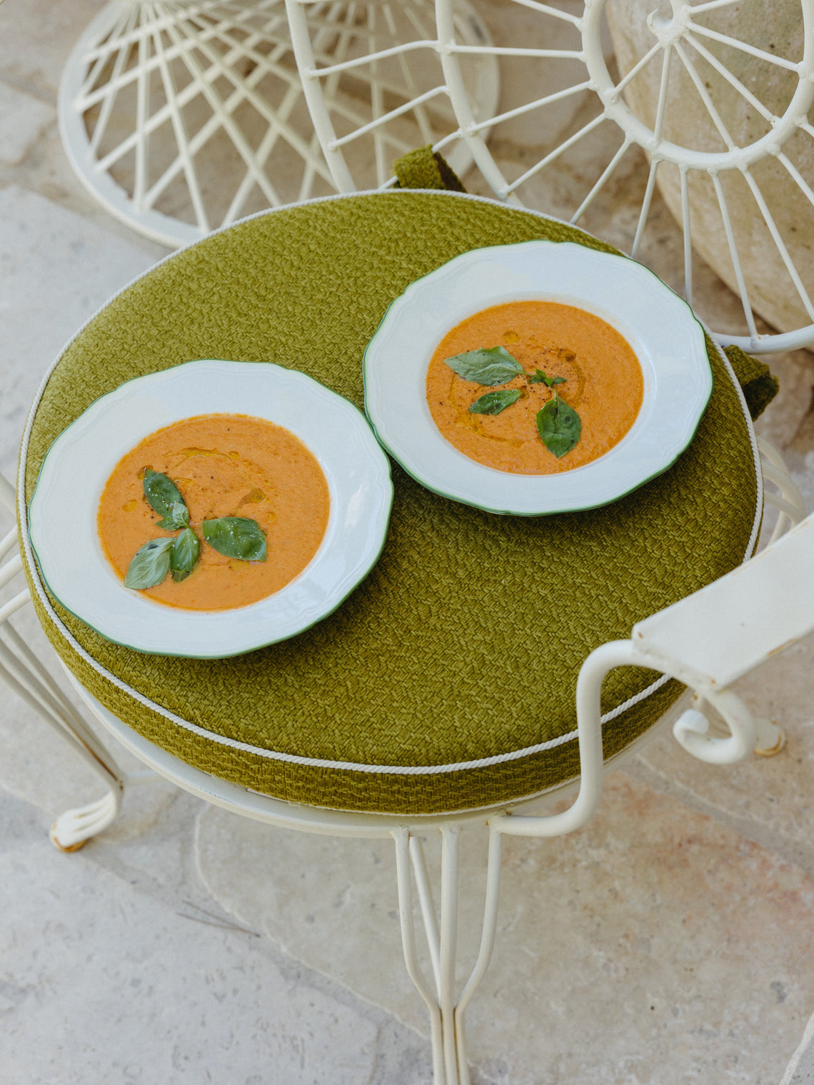 Raynaud - Touraine Hand-Painted Porcelain Deep Plate (9in/23cm) - Green - ABASK