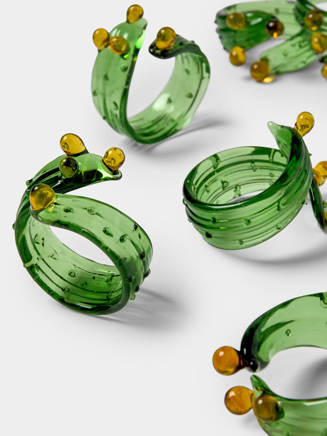 Casarialto - | Set of 6 | Cacti Hand-Blown Glass Napkin Rings - Green - ABASK