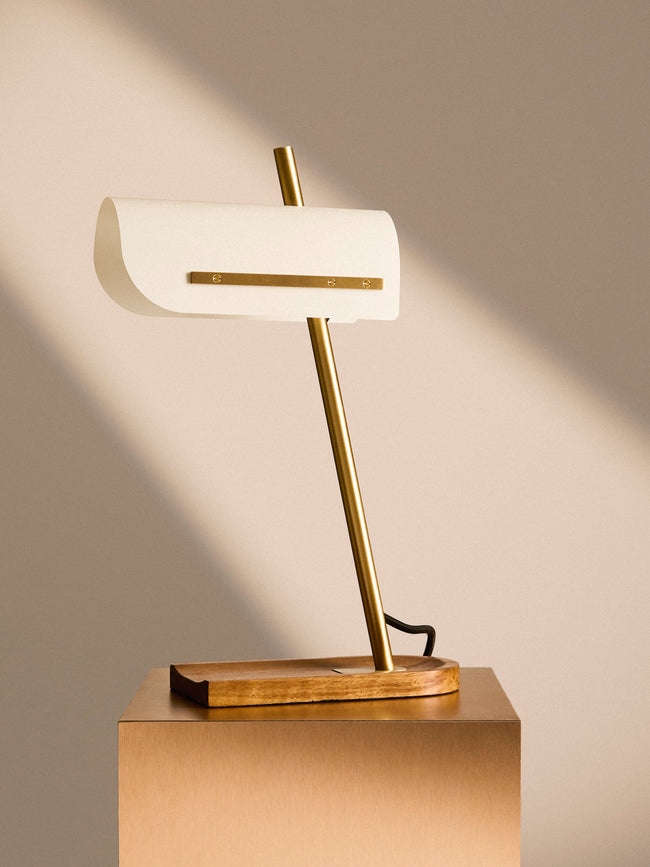 Joe Armitage - Modernist Walnut and Brass Desk Lamp - Brown - ABASK