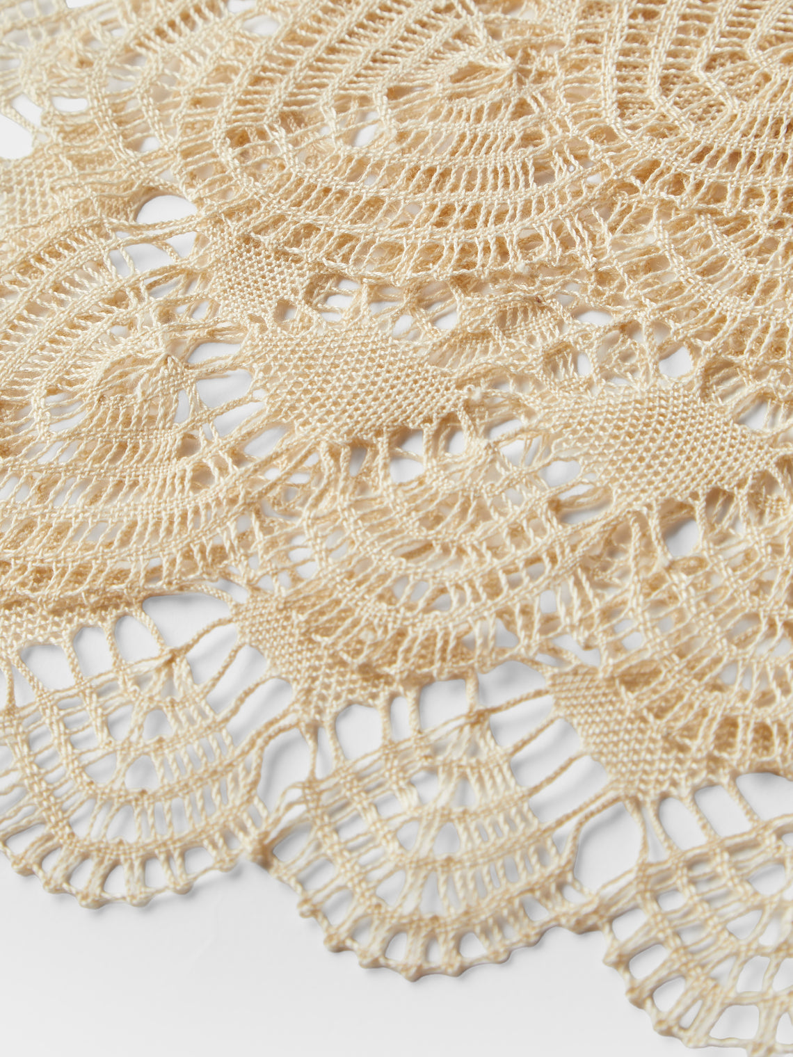 Rolane du Dreuih Creations - Lacework Linen Medium Oblong Placemats (Set of 4) - Cream - ABASK
