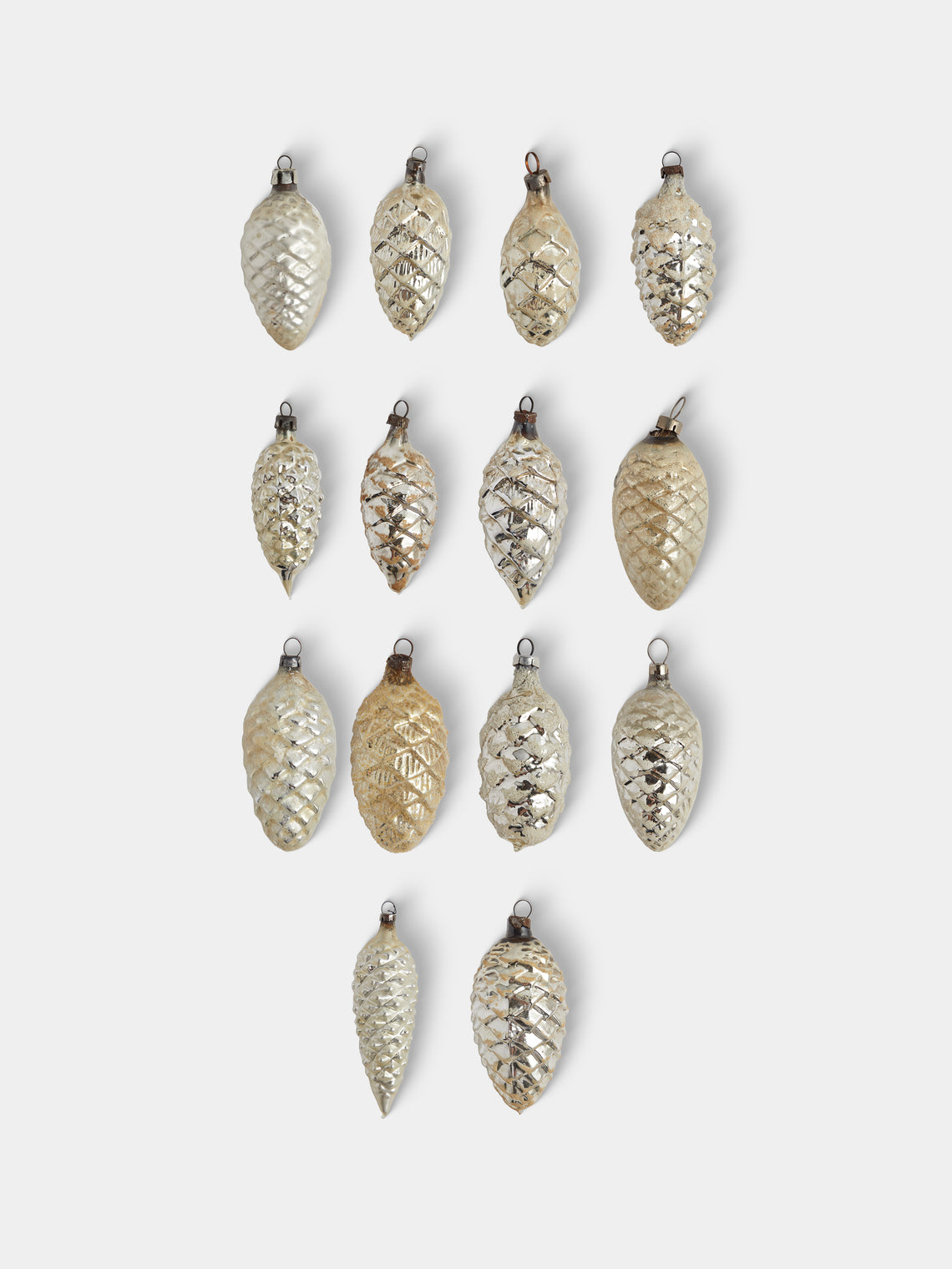 Antique and Vintage - Early-20th-Century Pinecones Glass Baubles (Set of 14) - Silver - ABASK - 