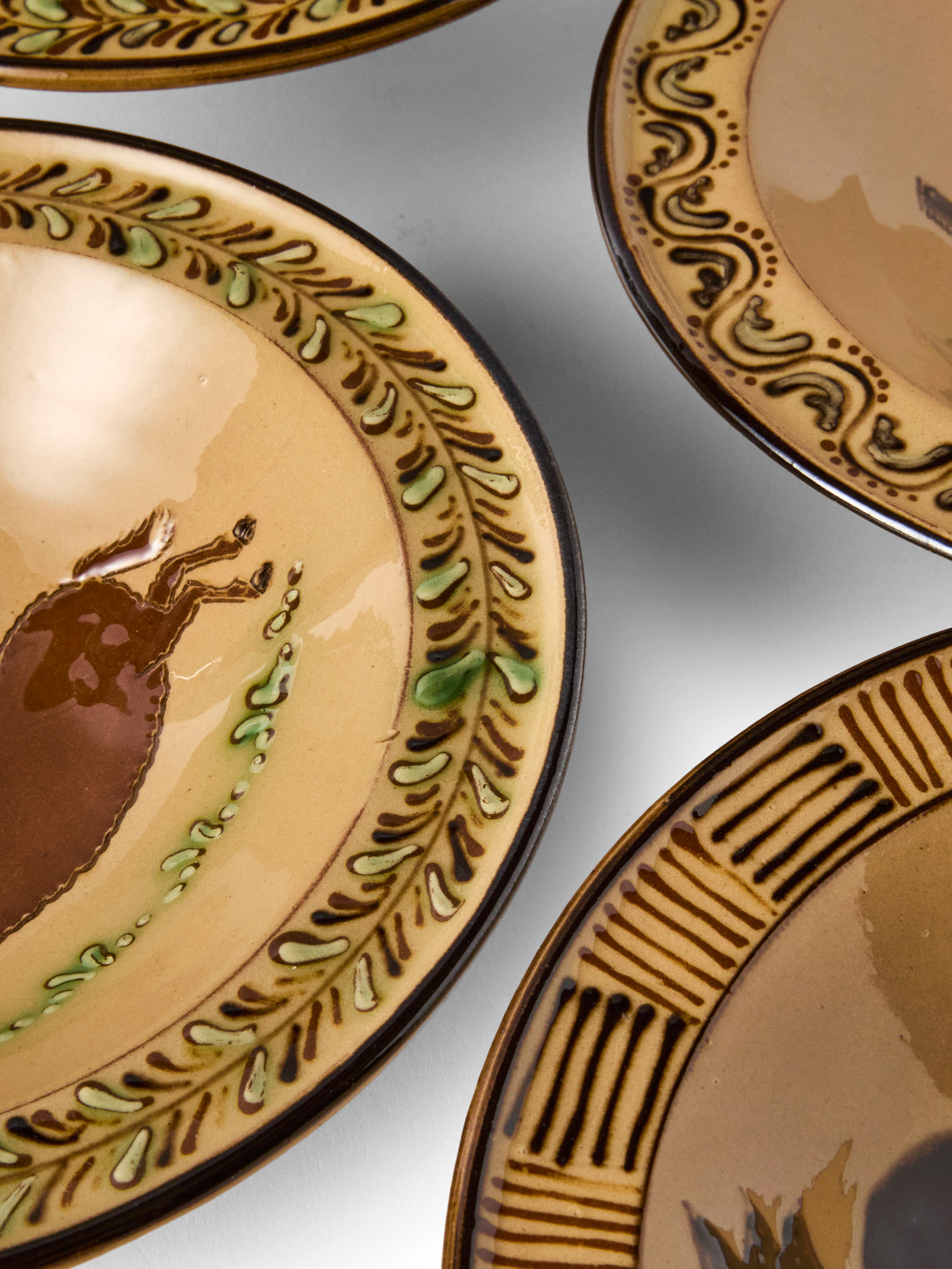 Poterie d’Évires - Animals Hand-Painted Ceramic Breakfast Bowls (Set of 4) - Cream - ABASK