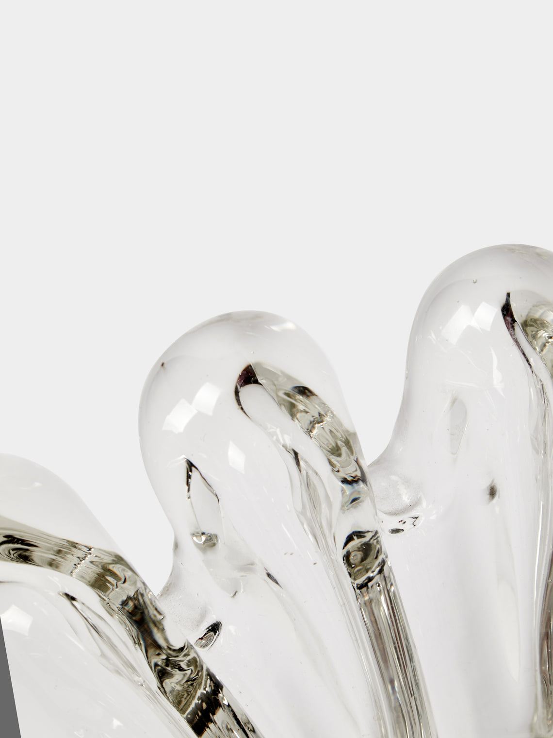 Antique and Vintage - Mid-Century Ercole Barovier Shell Murano Glass Vase (9.5in/24cm) - Clear - ABASK