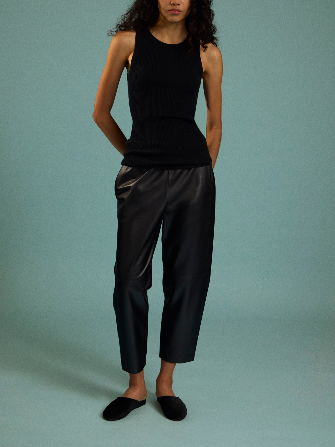 Arch4 - Manon Baby Goat Cashmere Tank Top | Size: M - Black - ABASK