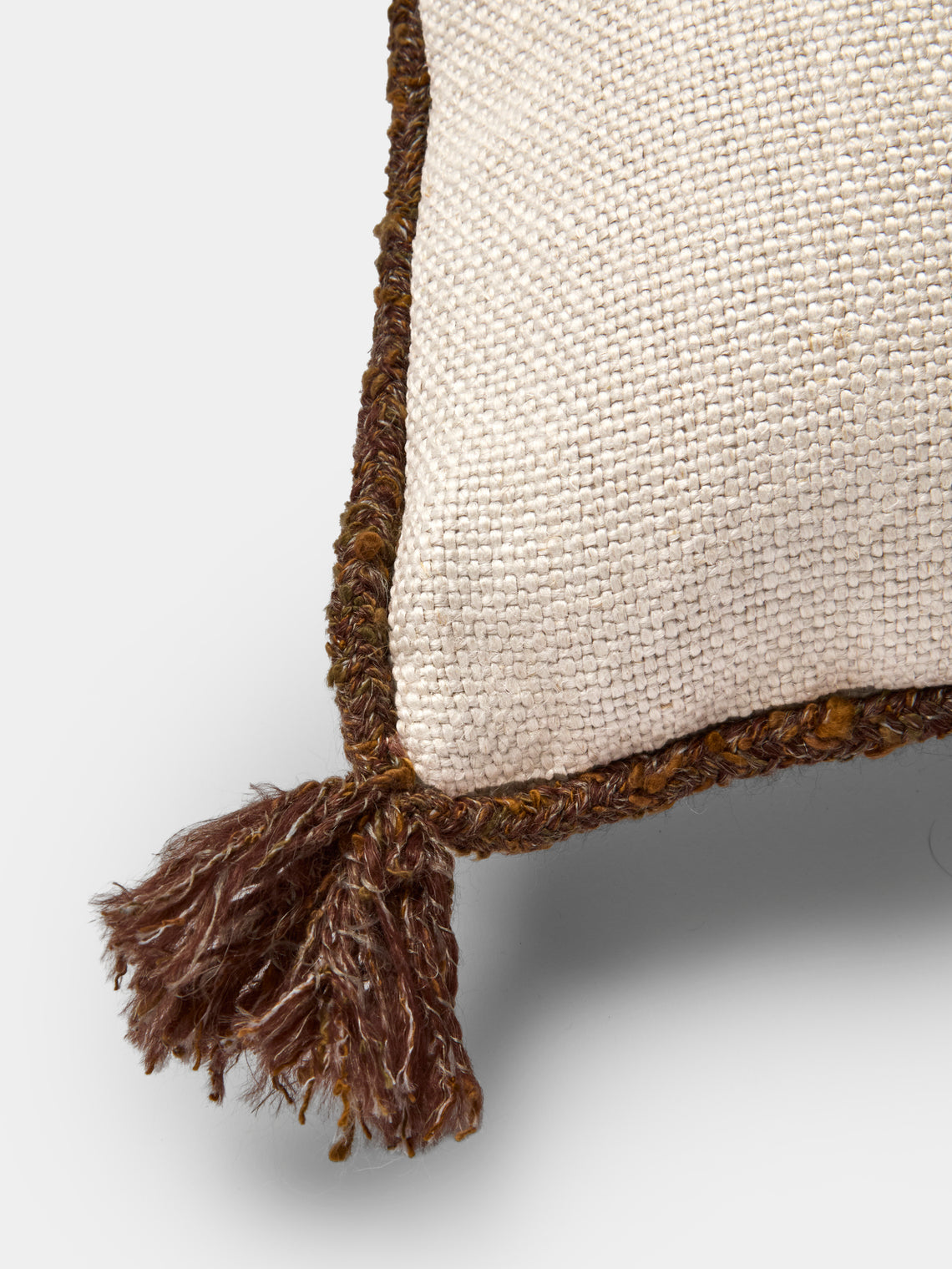 de Le Cuona - Cape Linen Braided-Cord Cushion (19.5in/50cm) - Cream - ABASK