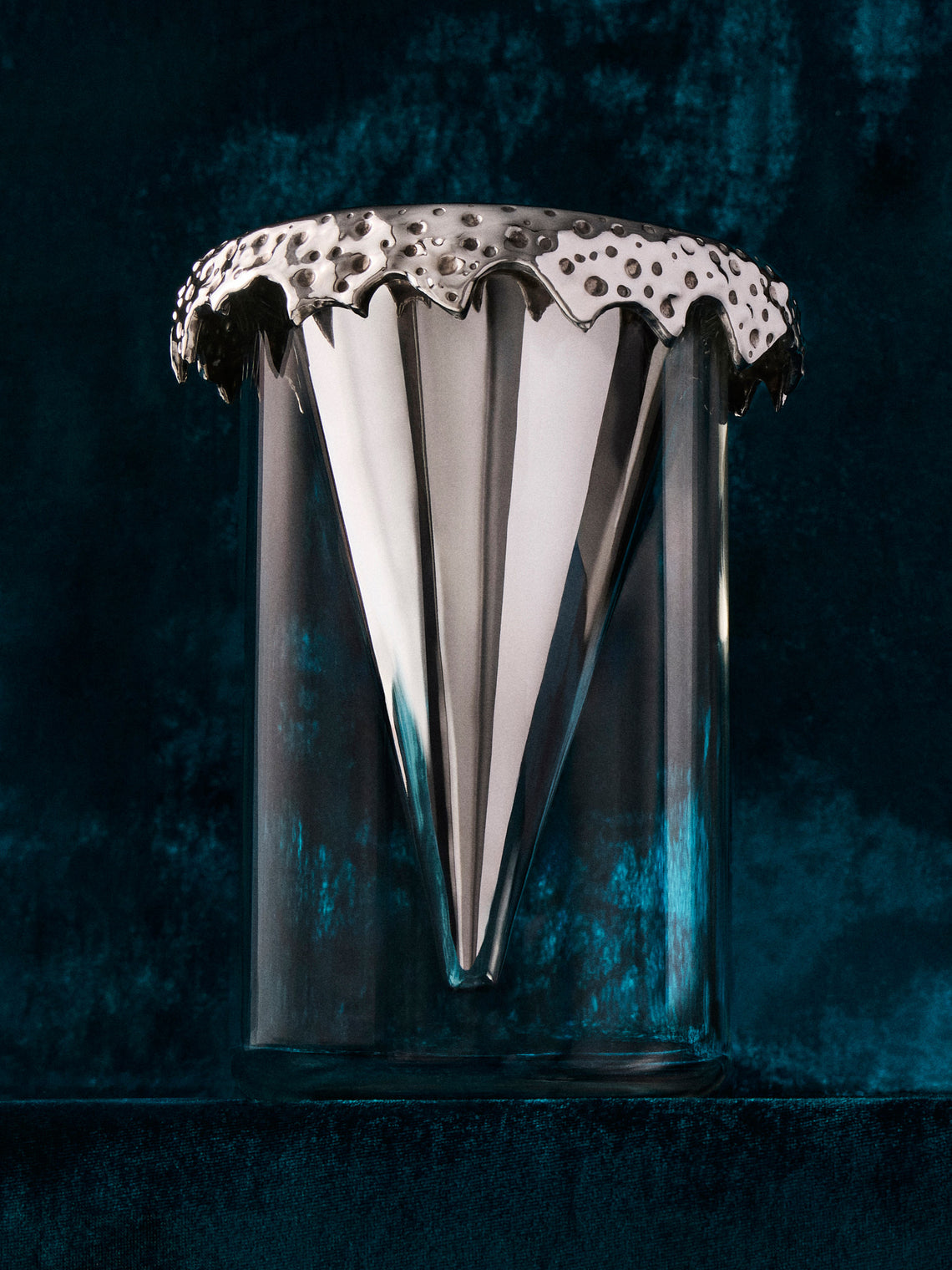 San Lorenzo - 1997 Afra and Tobia Scarpa Pure Silver and Glass Vase (8in/20.5cm) - Silver - ABASK