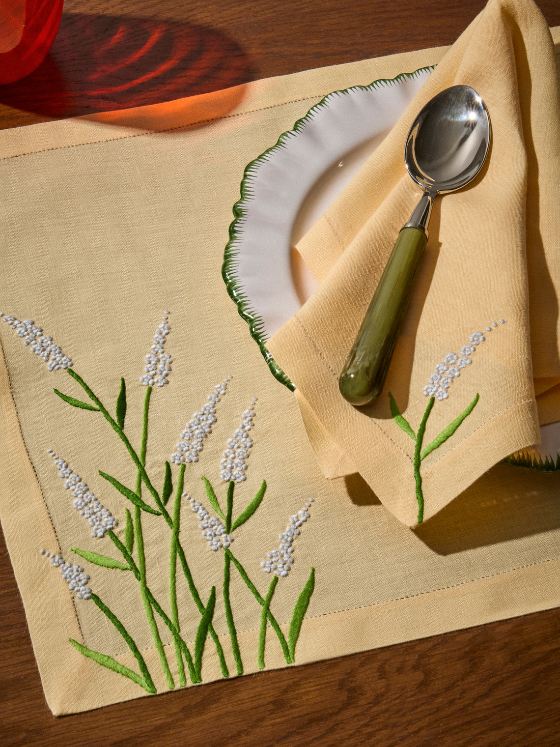 Taf Firenze - | Set of 6 | Floral Hand-Embroidered Linen Placemats and Napkins - Yellow - ABASK