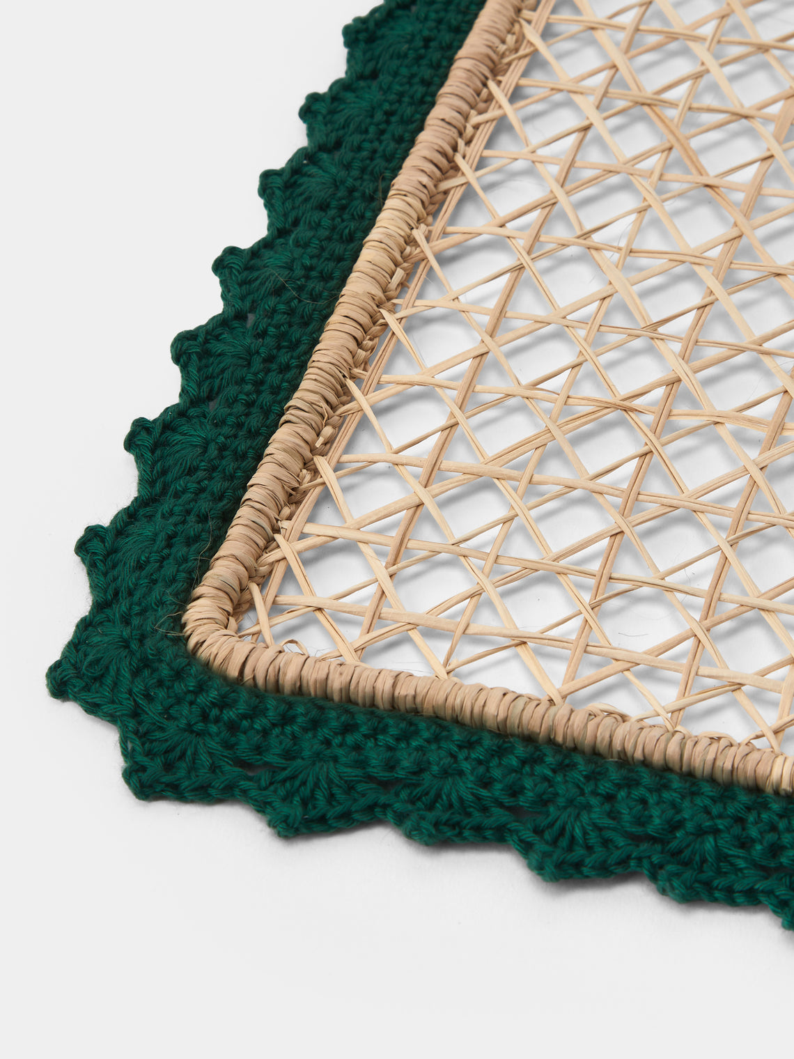 CasaLatina - Nubia Handwoven Werregue Palm Placemat - Natural - ABASK