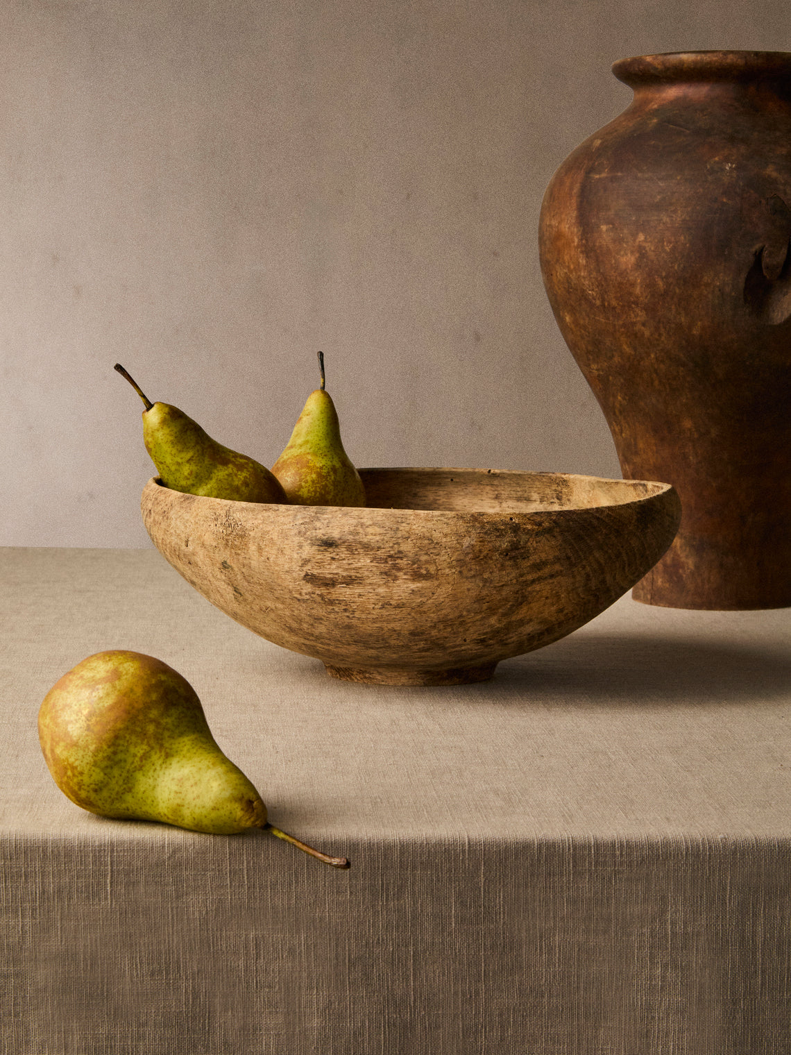 Iida Woodturning - Hand-Turned Earth-Finish Oak Bowl - Brown - ABASK