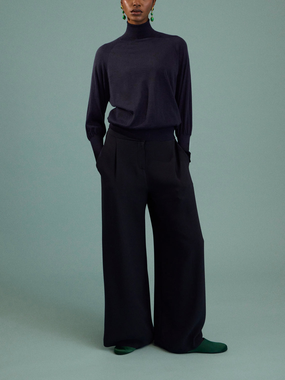 Dusan - Cashmere Rollneck Sweater | One Size - Navy - ABASK