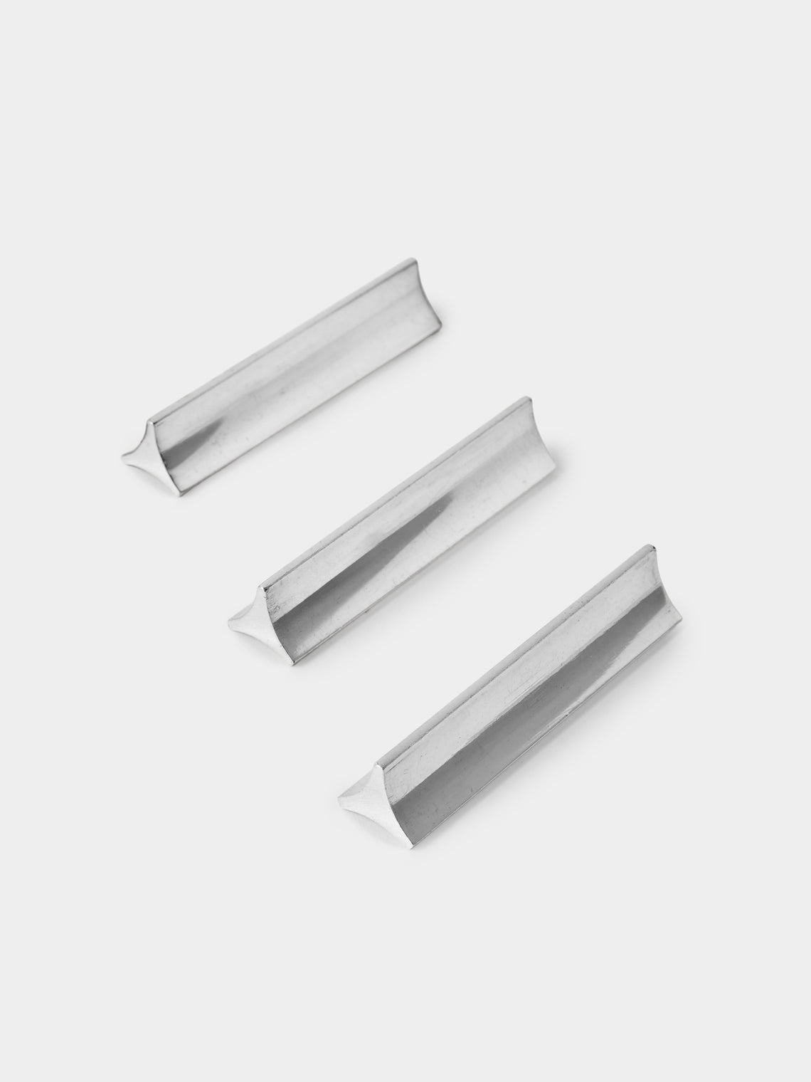 Antique and Vintage - 1940s Boulanger Silver-Plated Knife Rests (Set of 16) - Silver - ABASK