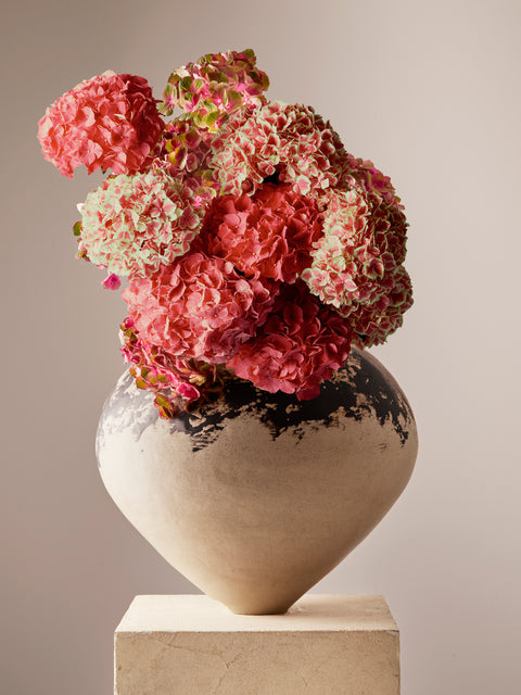 Sara Bergami - Hand-Formed Stoneware Vase (17.5in/45cm) - Beige - ABASK