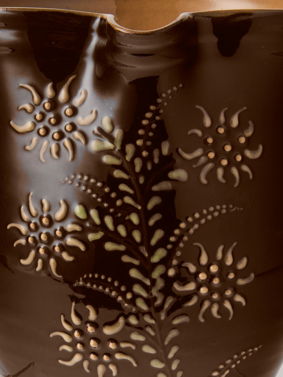 Poterie d’Évires - Flowers Hand-Painted Ceramic Medium Jug - Dark Brown - ABASK